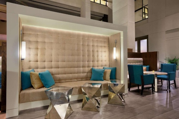Hilton Miami Airport Blue Lagoon image 10