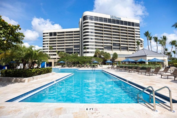 Hilton Miami Airport Blue Lagoon image 11