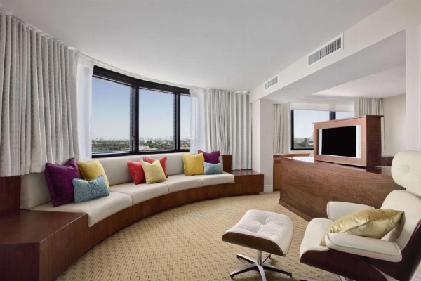 Hilton Miami Airport Blue Lagoon image 26
